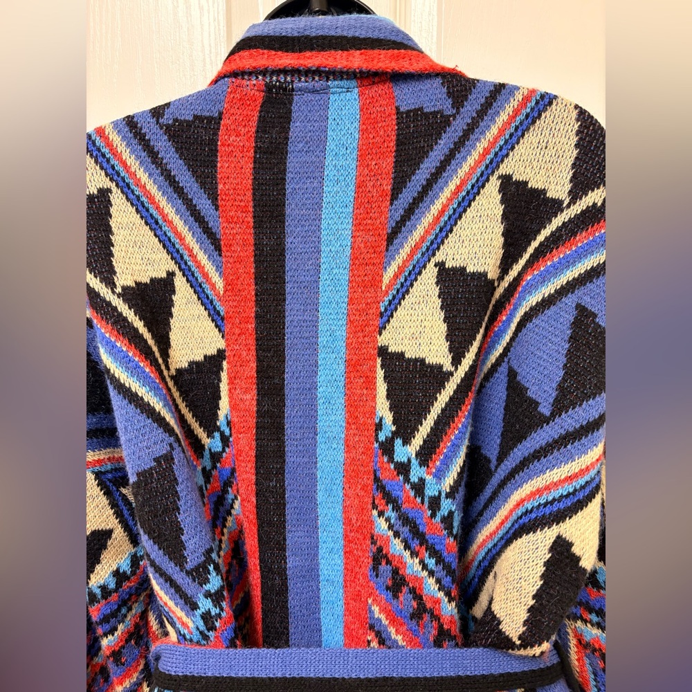 Farm Rio Sweater - Picture 4 of 9